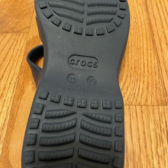 Crocs grayish blue color Swiftwater sandals - Picture 4 of 4